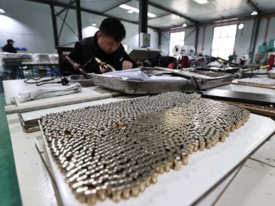 秦岭春深处 宁陕的陶瓷电容器与基层远行